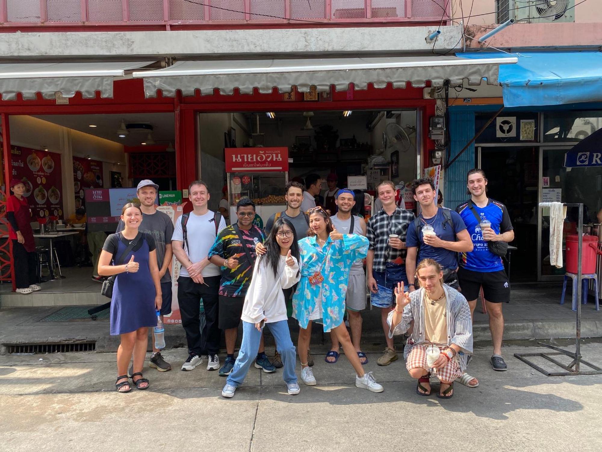 Here We Go Bangkok Ngoại thất bức ảnh