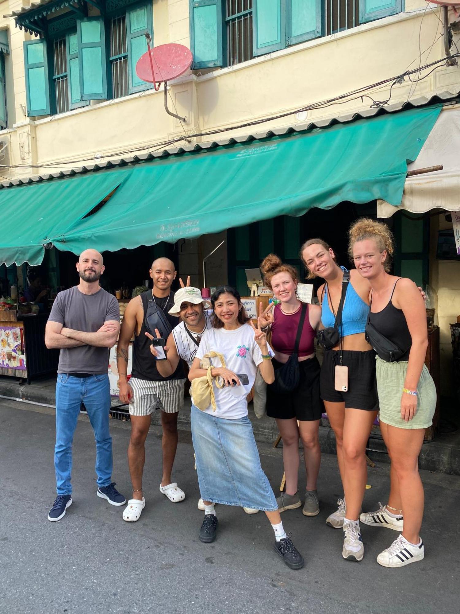 Here We Go Bangkok Ngoại thất bức ảnh