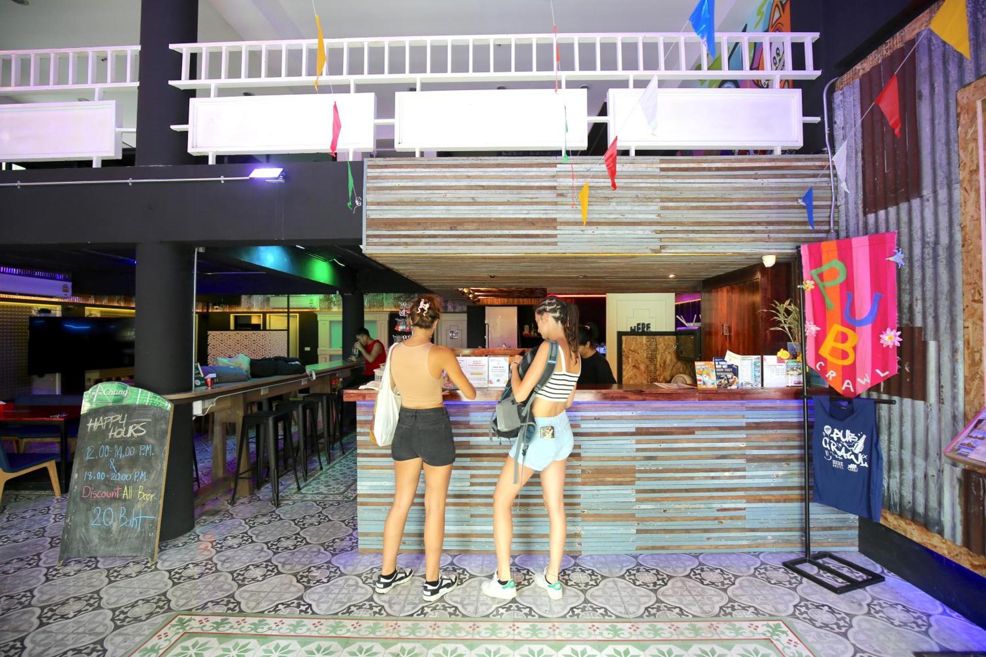 Here We Go Bangkok Ngoại thất bức ảnh