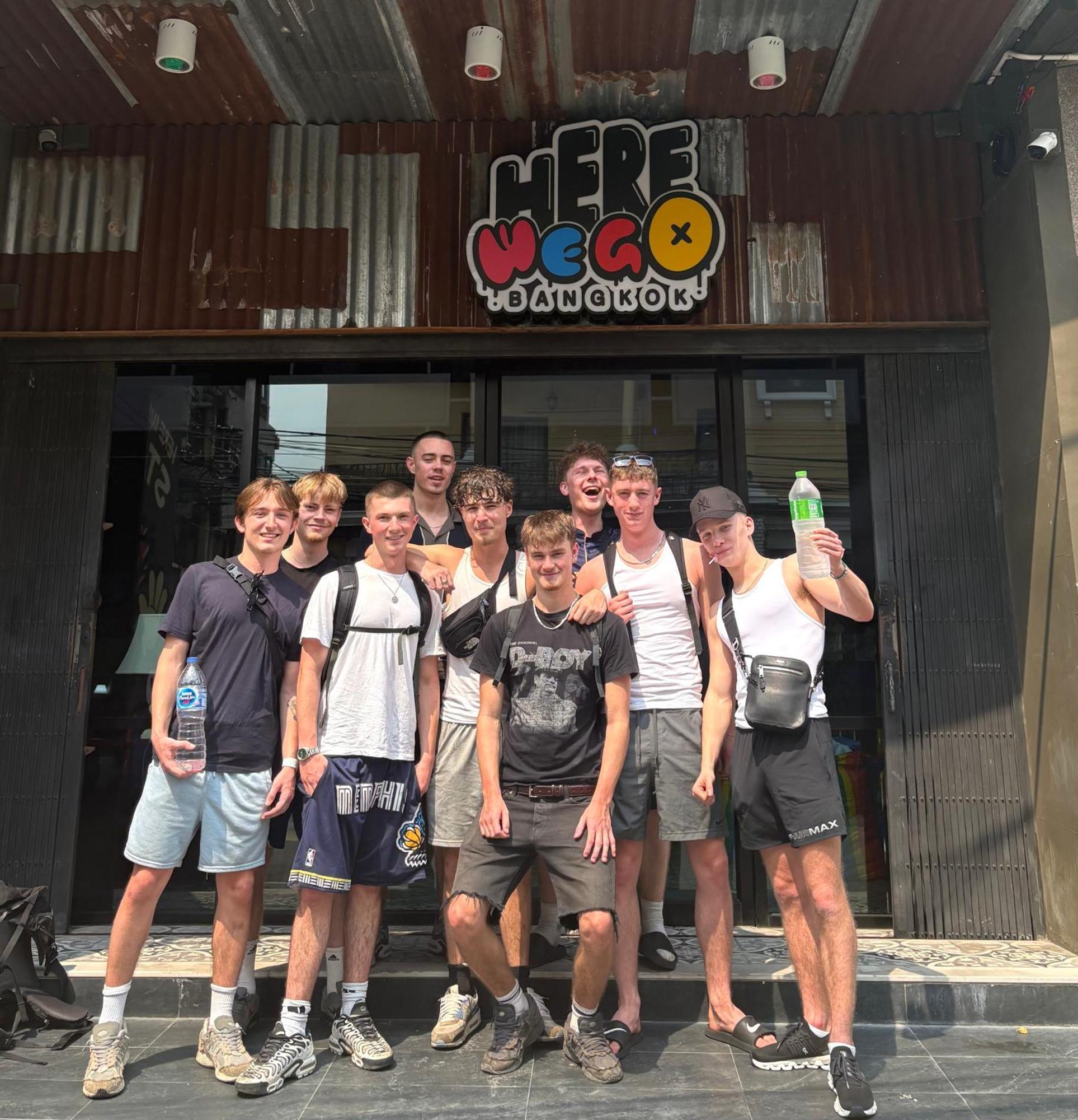Here We Go Bangkok Ngoại thất bức ảnh