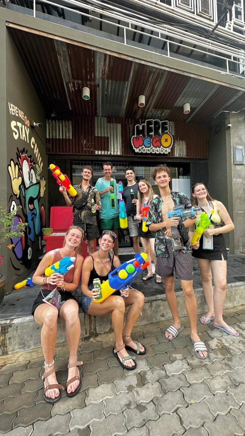 Here We Go Bangkok Ngoại thất bức ảnh